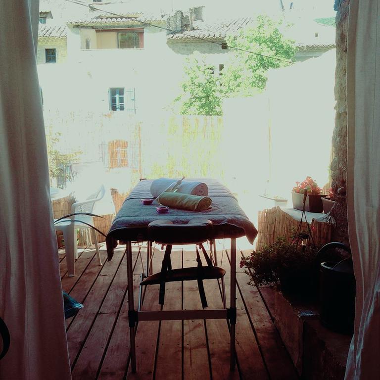 Le Montadou Saint Montan Apartment Luaran gambar