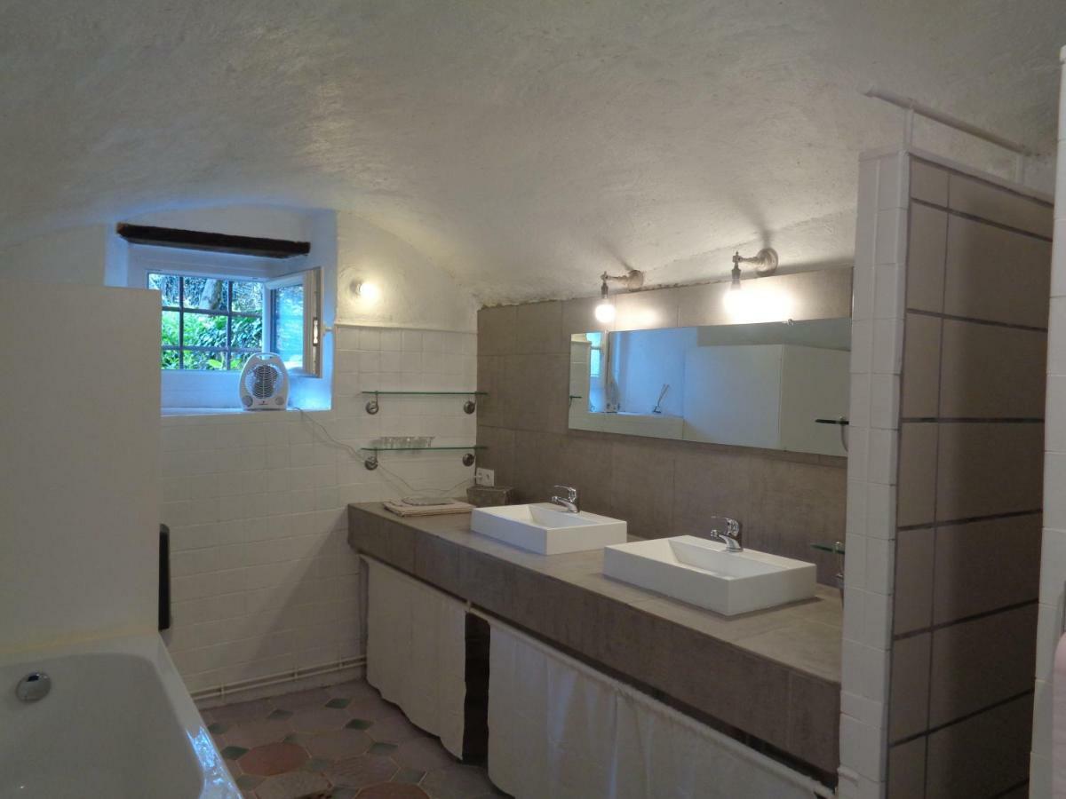 Le Montadou Saint Montan Apartment Luaran gambar